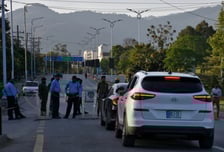 선박 나포한 美, 협상 거부한 이란… 휴전 종료 앞두고 '충돌'