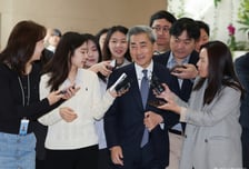 신현송 한은 총재 취임…"신중·유연한 통화정책으로 물가·금융안정"