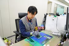 수리비는 낮추고 폐기물은 줄이고…삼성전자서비스 친환경 수리 확대