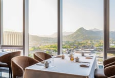 '경복궁·청와대' 품은 김동선표 다이닝…광화문에 띄운'F&amp;B' 승부수[리얼로그M]