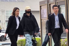 '강도 피해' 나나 증인 출석..."긴장돼 청심환 먹었다, 혐의 부인 황당"