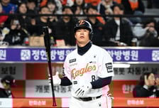 '잠실에 노시환이 나타났다' 1군 등록 'D-2', 퓨처스 추가 출전은 없다... 달 감독 "2군서 잘하라고 보낸 게 아냐" [잠실 현장]