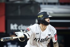 와! '부상 복귀하자마자 끝내기포라니...' 연장 11회 혈투 끝에 KT, KIA에 6-5 승리 [수원 현장리뷰]