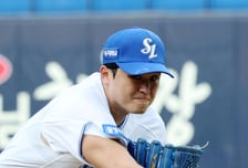 [포토] 최원태 '마성의 변화구'
