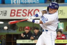 [포토] 최형우 '역전 찬스 아니던가'