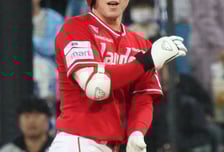 [포토] 박성한, 유후후 연장 10회 역전타