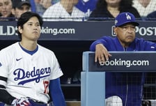 '꼬우면 너희도 투타겸업 찾아라!' 로버츠, 오타니 '특혜' 불평에 직격탄