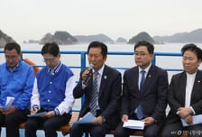 실려나간 안호영에 김용 공천까지...지선 앞두고 계파갈등 불씨되나