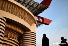 伊 명문팀 축구선수 70명, 성매매 파티 '발칵'... "도핑 안 걸리자나" 웃음가스도 흡입 "WC 못 간 이유인가"