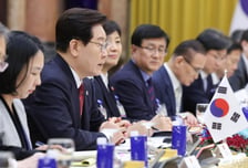 [속보]李 대통령 "한국, 베트남 최대 투자국…베트남 산업발전 기여"