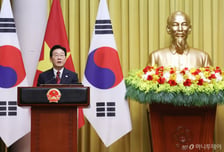 [속보]李대통령 "역내 평화·안정 증진…베트남, 한반도 평화공존 기여"