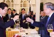 한-베트남 회담…靑 "핵심광물 센터 중심으로 공급망 협력"