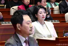 장동혁 "해당행위 시 후보자도 교체"vs배현진 "차라리 미국 가라"