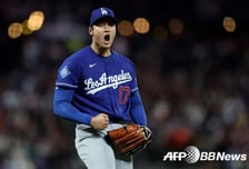 '만장일치 MVP 3회' 오타니도 이건 어렵다! ML 최초 사이영상 도전, '왜' ERA 0.38 기록에도 쉽지 않나