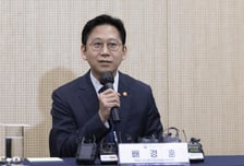 韓 '주목할만한 AI 모델' 5개→8개로 수정…전 세계 AI 3강 지위