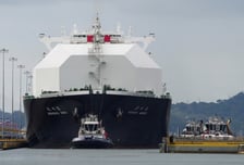 한 번 통과에 59억원? 파나마 운하 통행권 10배 상승…사상 최고