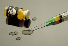 일본인 과학자, 동료 독살 시도…물병에 독극물 탄 이유는