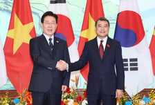 '베트남 경제통' 레밍흥 총리 만난 李 대통령 "한국은 신뢰의 동반자"