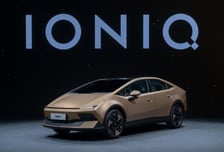현대차, 중국에 맞춘 아이오닉 신모델 첫선…베이징 '오토차이나' 개막