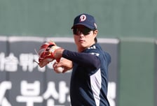 [포토] 박지훈 '정교한 송구'