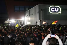 "CU 운송기사 중 화물연대 7%"...불법 파업에 본사·가맹점주 하루 수억원 손실