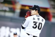 '어쩌다 이런 일이' KIA 쾌조의 8연승 질주 → 충격의 5연패 수렁, KT 싹쓸이 승리로 '단독 1위' 질주 [수원 현장리뷰]