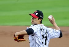 [포토] '한화전 스윕은 나만 믿어!' LG 이정용