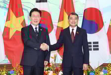 한배 띄운 한·베… "제조에서 첨단으로 경협의 지평 넓혀야"