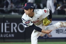 [포토] 현도훈 '1이닝 퍼펙트'