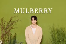 멀버리, 지속가능 가죽 팝업으로 브랜드 철학 조명