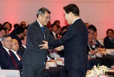 李 대통령 "첨단산업 씨앗 함께" 이재용 "베트남의 성공은 삼성의 성공"…한-베트남 기업 74개 MOU