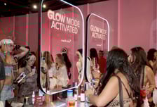 코첼라에 뜬 에이피알 메디큐브, 5.4만명 다녀가며 성료