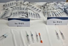 "주사기 없다" 병원은 난리인데 창고에 13만개…매점매석 딱 걸렸다