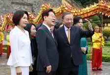 반가사유상·해태 민화…李 대통령, 인도·베트남 정상에 건넨 선물에 담긴 뜻은