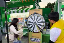 1000만 반려동물 찾아가는 '펫푸드 트럭'..."여의도 한강에서 만나요"