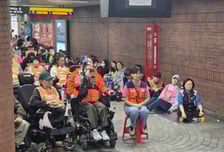 "서울시, 중증장애인 일자리 복원해야"…전장연, 시청역서 시위