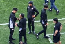 '0:2→2:2' 맹추격→통한의 추가시간 14분 실점→골 취소... 쉽사리 경기장 떠나지 못했던 사령탑 [수원 현장]