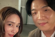 '와인 바꿔치기' 논란 후…안성재, 고급 샴페인 행사서 이민정과 '찰칵'