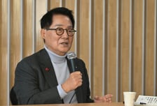 박지원 "국힘 정신 못차리면…정청래·추미애·최민희처럼 국회운영"