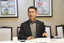 정부 "대외 리스크 관리, 중장기 대응과 균형있게 추진해야"