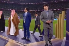 '박지성 깜짝 등장' ACLE 시상식 화제, 나상호·마레즈 등 선수들 위로·축하