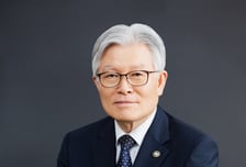 [기고]공직사회 '간부 모시는 날'의 종언