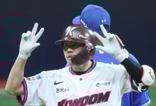 [포토] 오선진 '3연승 쏘는 날'