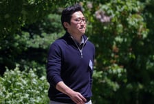 김범석 총수 지정되나 긴장하는 쿠팡...' 장외 여론전' 고조