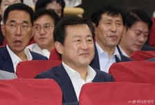 하남갑·평택을 거론 김용남 "민주당 지난 주말 여론조사 돌려"