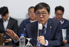 출판업계 만난 최휘영 장관 "현장이 필요로 하는 정책 추진"