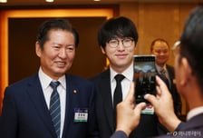 정청래 "하정우, 부산 북갑에 '안성맞춤'...좋은 소식 전할 듯"