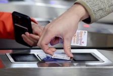 서울 지하철 '무임승차' 연 25억원 징수…민형사소송에 강제집행 실시