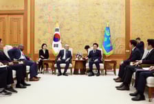 [속보]靑 "구글, 연내 한국에 AI 캠퍼스 개소…역대 최초"