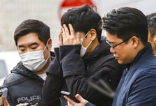 '보복 대행' 개인정보 탈취 정황…행안부·국토부 등 40여곳 압수수색